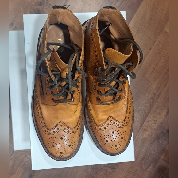 Loake 1880 Bedale brogue boots - Picture 2 of 10